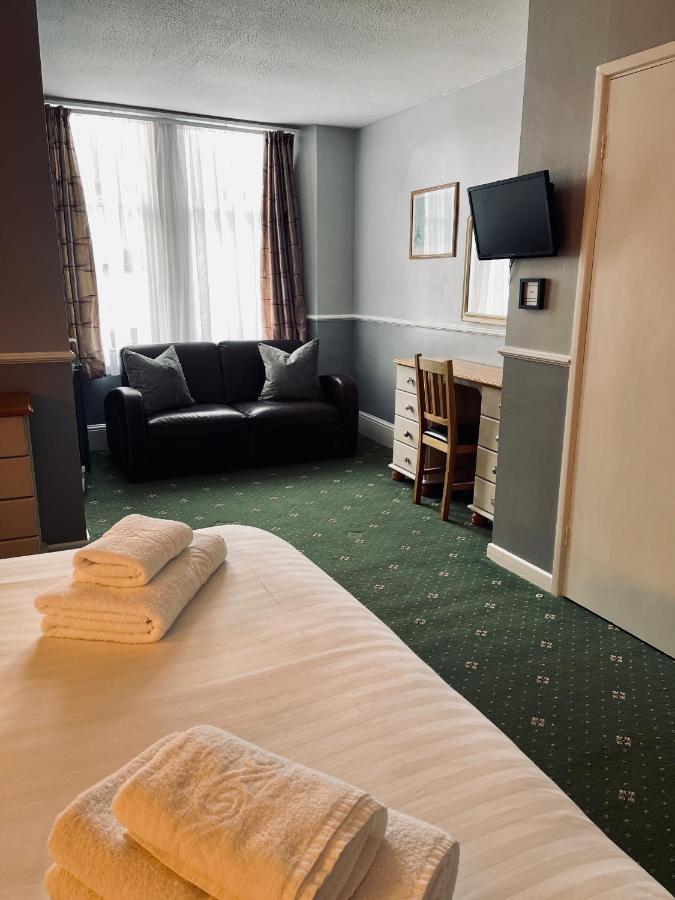Palm Court Hotel Ilfracombe