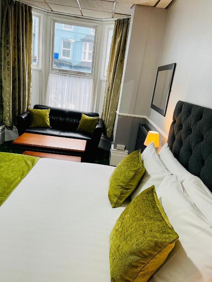Palm Court Ilfracombe